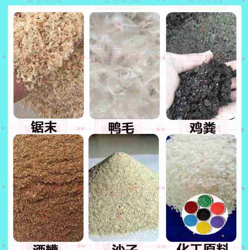 晋礼内,游客正在挑选文创产品。人民网 武笑摄